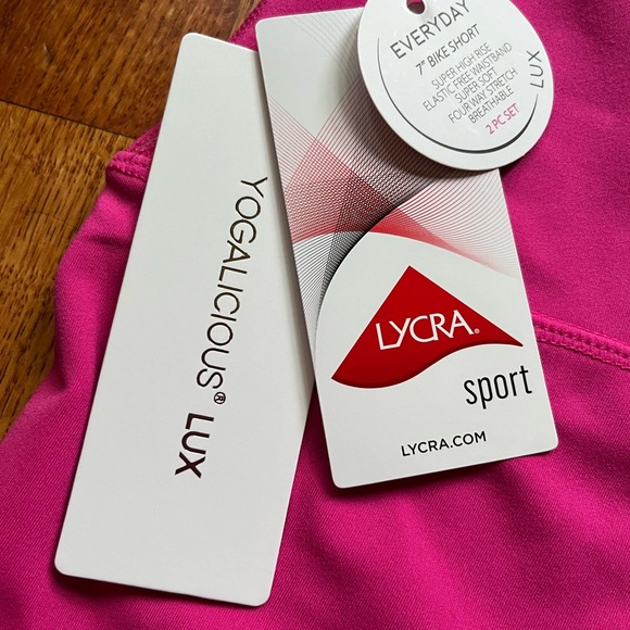 Yogalicious Lux 7” Bike Shorts - Picture 2 of 2